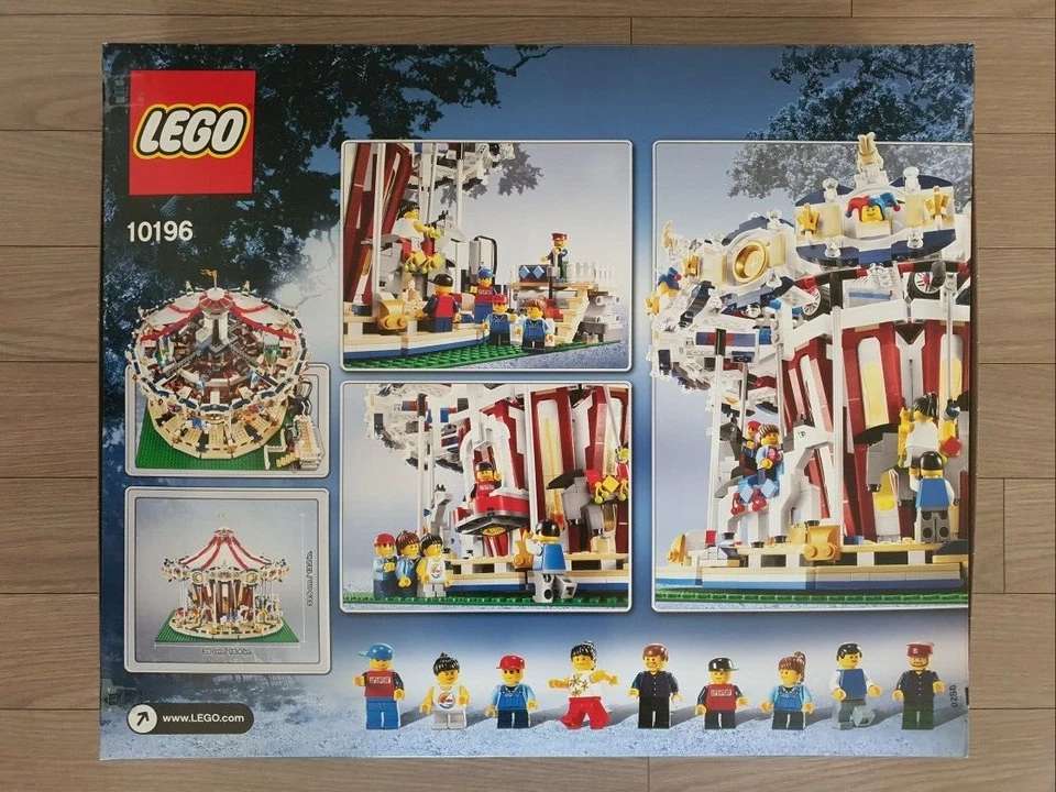 Lego 10196 Grand Carousel Very Rare Item - Image 2 of 4