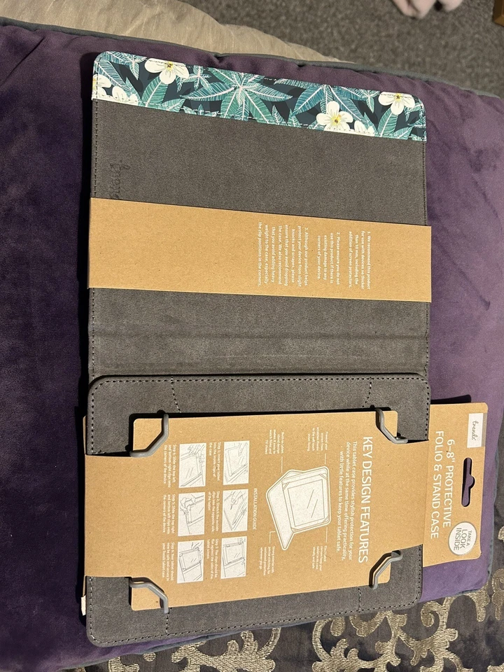 Trendz Folio Case for 6-8 Inch Tablet with Smart Flexible Stand & Floral Design - Image 3 of 3