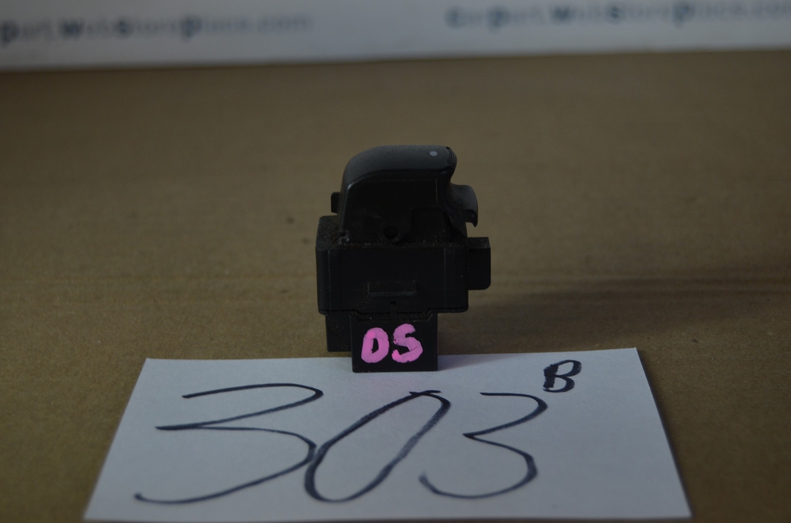 05 Chevrolet Malibu Window Switch USED #303B