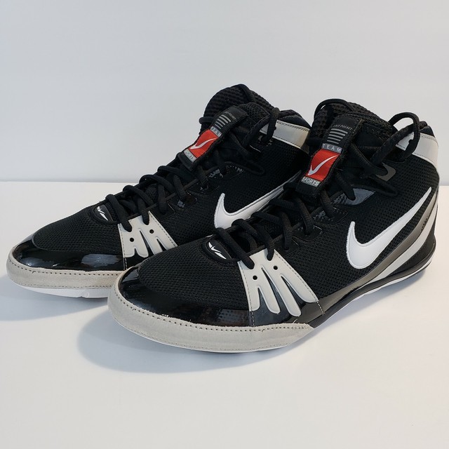 nike freek wrestling shoes