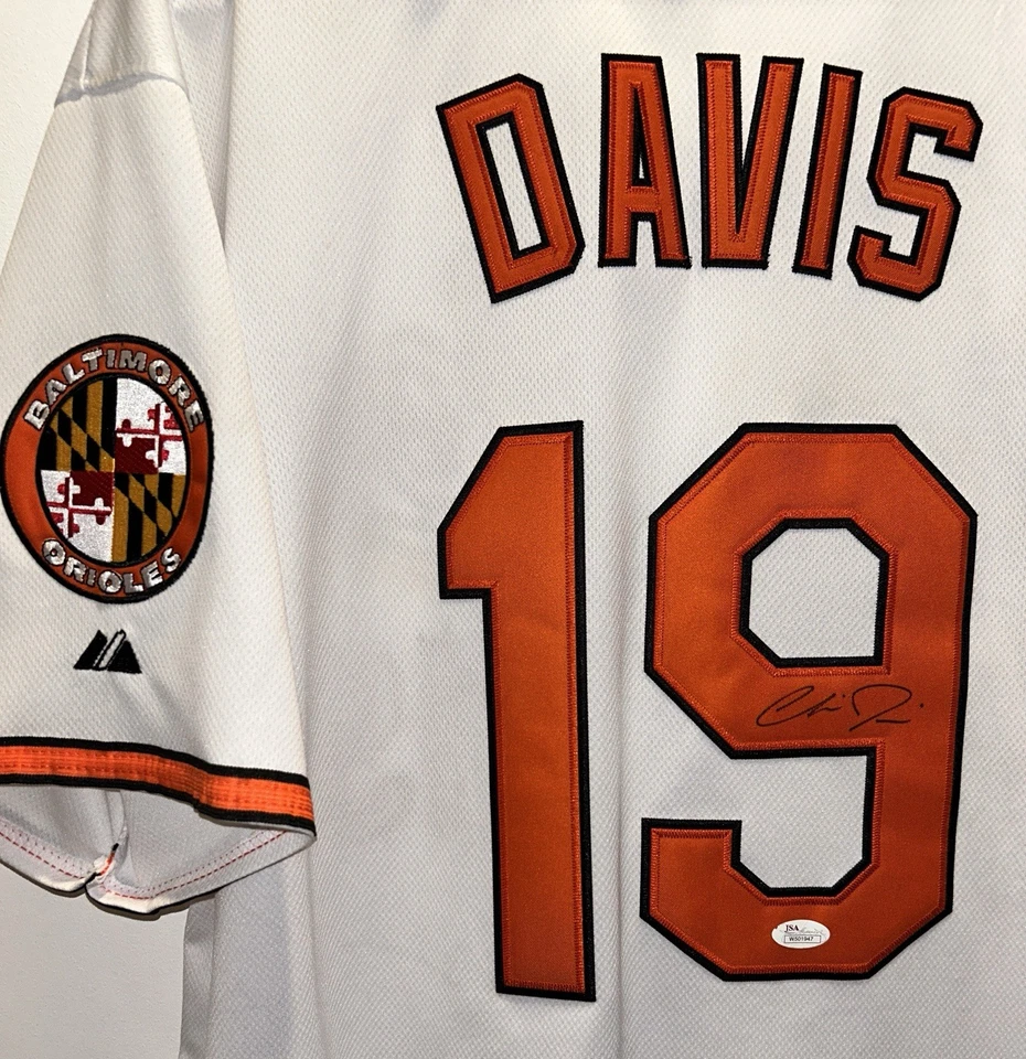 Camiseta majestuosa firmada por Chris Davis de los Baltimore Orioles talla 52 certificada por la JSA Foto 3 de 4