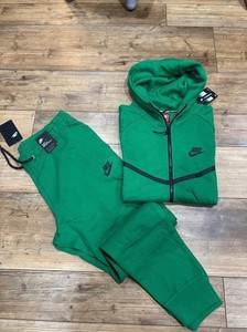 nike tech trainer green