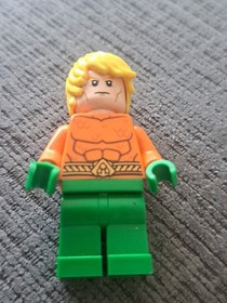 Aquaman LEGO DC Justice League Minifigure from 76000 Aquaman on Ice