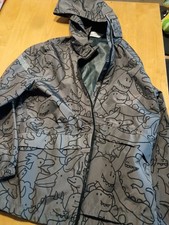 Regenjacke, H&M, Dino, Junge, grau, Gr.134/140, top Zustand
