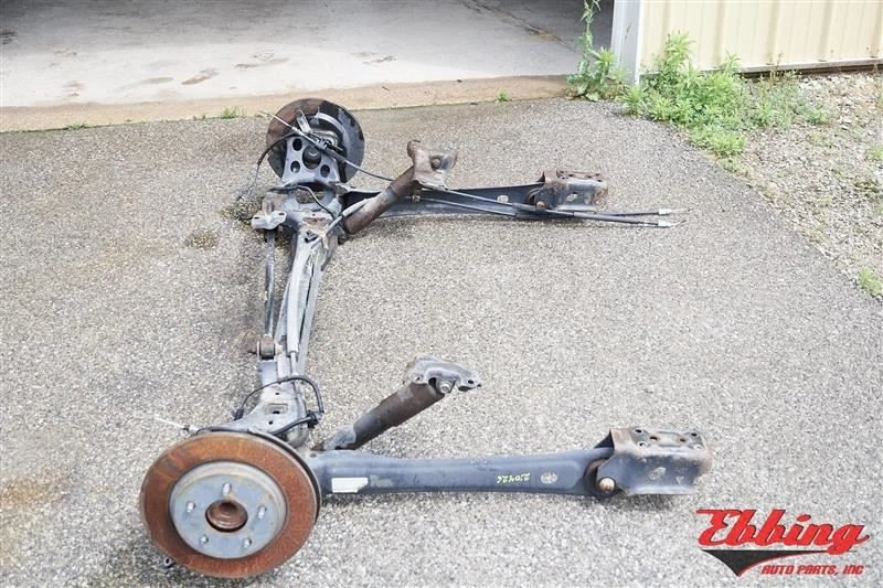 Loaded Beam Axle Assembly 12.91" Diameter Rotor Fits 11-19 Dodge Caravan 677662 Foto 2 de 4