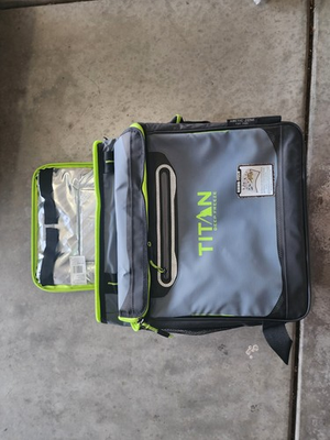 #ad New Unused Rhino Tech TITAN Deep Freeze Insulated Hard Body Carry Cooler $35.00