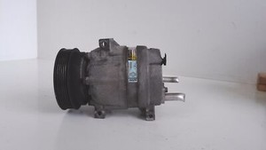 Klimakompressor Renault Megane 1.4L 70KW BJ 00 Renault Megane 1.4 Bj 2000