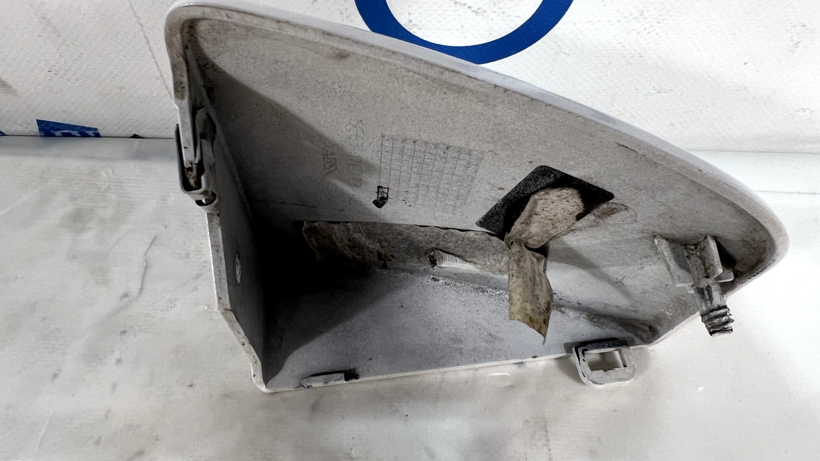 Aston Martin V8 Vantage Moulding Rear Bumper Left Hand 6G33-17C773-AC Genuine OE