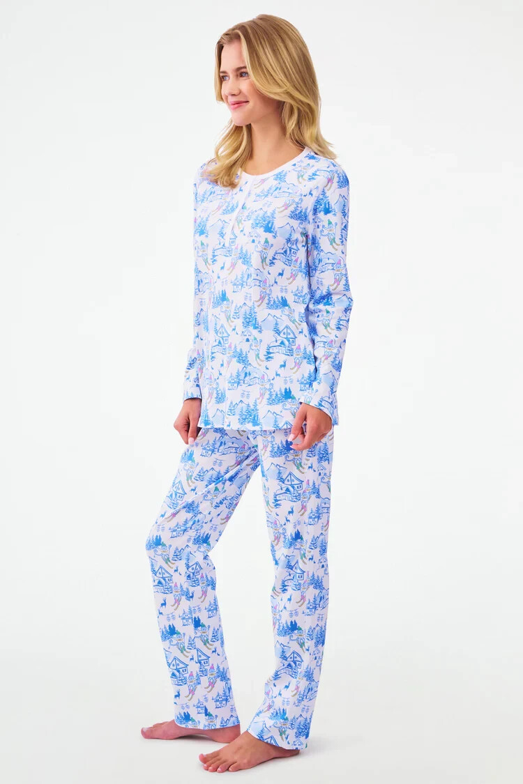 NEW NWT Roller Rabbit Ski Toile Pajamas White Blue Long Sleeve