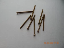 BRASS ROUND HEAD SLOTTED MACHINE SCREWS. 10/32 x 2 3/4" 8 PCS. NEW