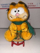 Vintage 1981 GARFIELD / Takes On The Mountain Dakin, Inc. 32-720 Plush Toy NEW