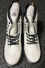 Dr Martens 1460 J White Leather Boots Youth 4 Women 5 New in Box NWB