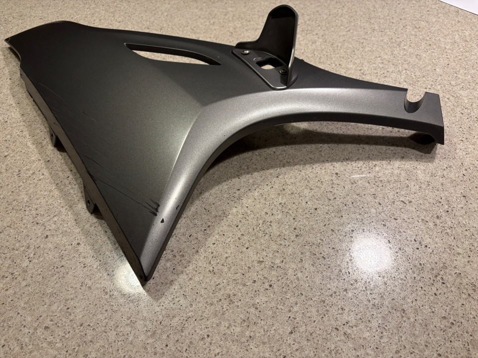 ** 2018 BMW K1600 GTL front lower RIGHT trim part by radiator ** | eBay