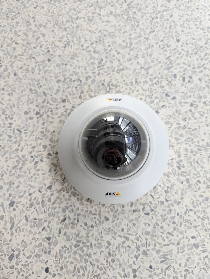 Mini cámara domo varifocal HD de red interior Axis M4206-V Foto 4 de 4