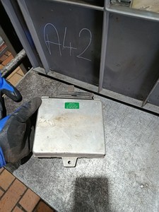 Steuergerät Bosch 0280000304 Opel Ascona C Kadett D E 1.8 85 115 PS GM 90122322