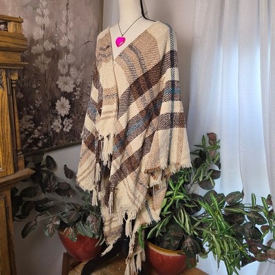 Simply Noelle Plaid Chenille Knit Fringe Poncho Wrap Cream Brown Tan
