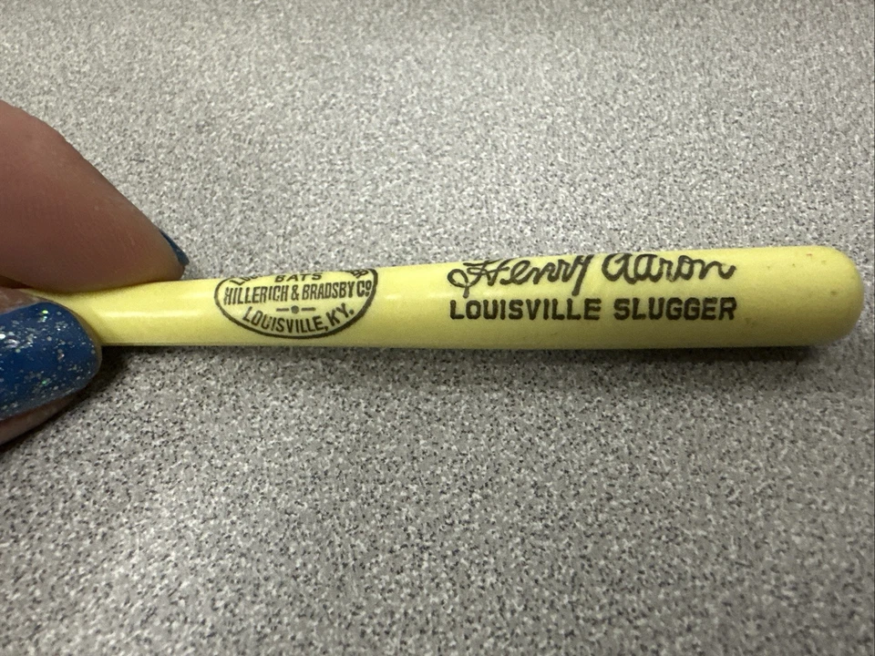 Collector Louisville Slugger Bats Genuine Henry Aaron Baseball Bat Keychain - Image 3 of 4