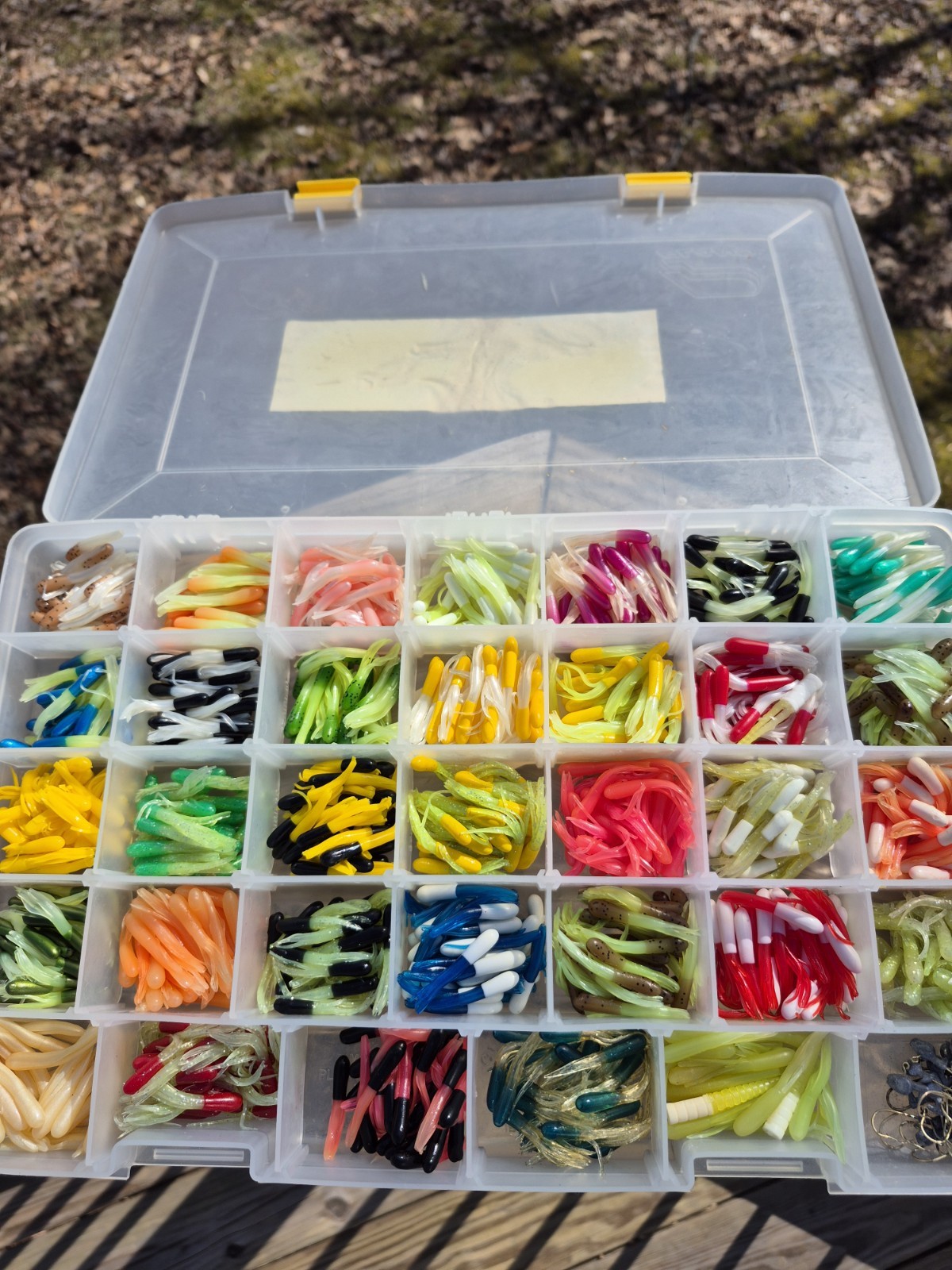 New PRO CRAPPIE TUBE KIT 1021 Pieces Southern Pro Tackle Lure Jig Head & Body  - Image 6