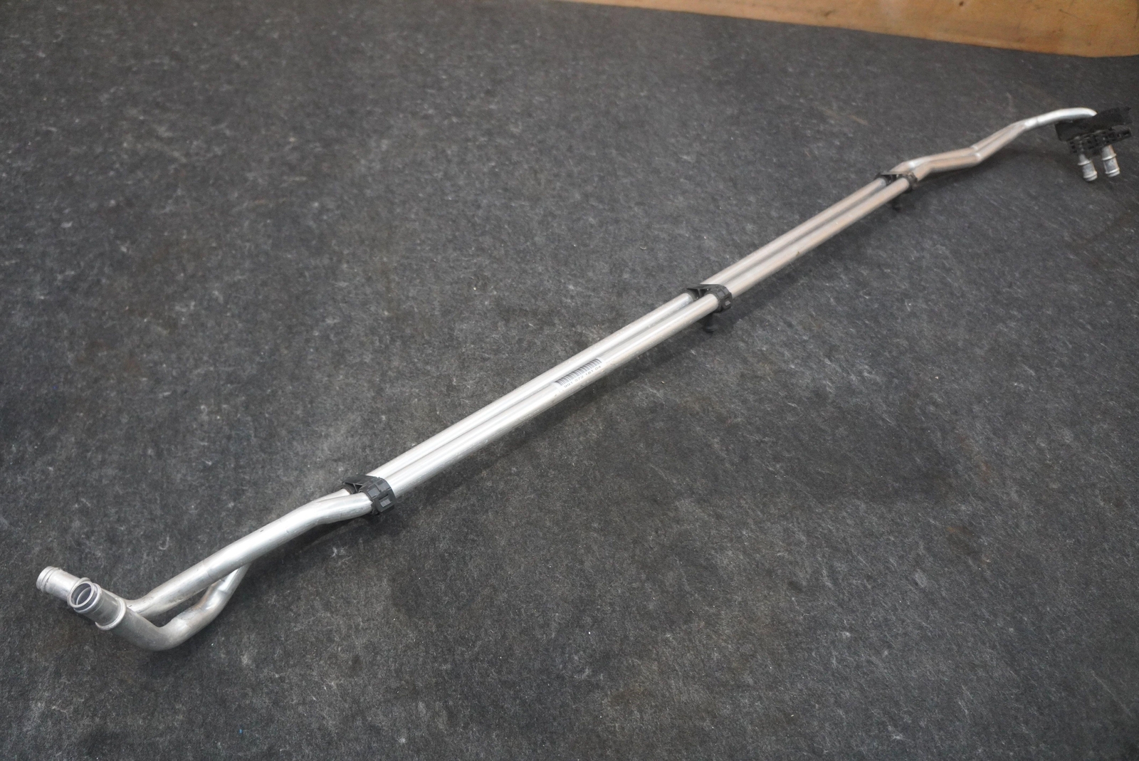 Porsche 911 GT3 2018 Fuel line