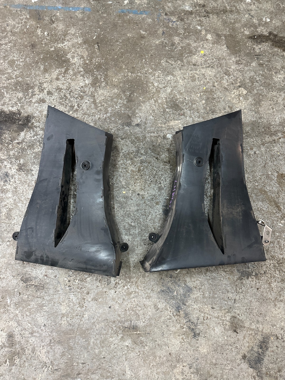 2014 AUDI R8 TRANSMISSION OIL COOLER AIR DUCT PAIR OEM 420 117 336 420 117 335