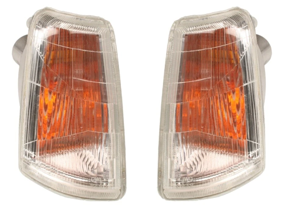 CLIGNOTANT AVANT GAUCHE + DROIT TRANSPARENT POUR PEUGEOT 205 I II (1983-1998). - Photo 1/4