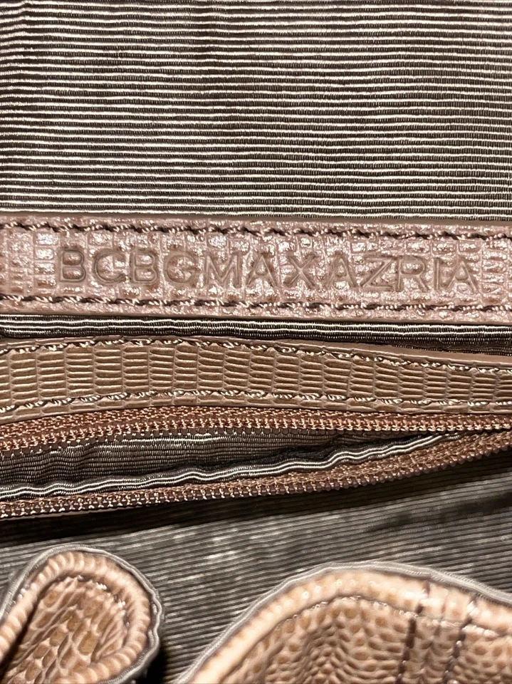 BCBG MaxAzria Women's Beige Pink Leather Fold Over Shoulder Bag Satchel Purse - Изображение 4 из 4