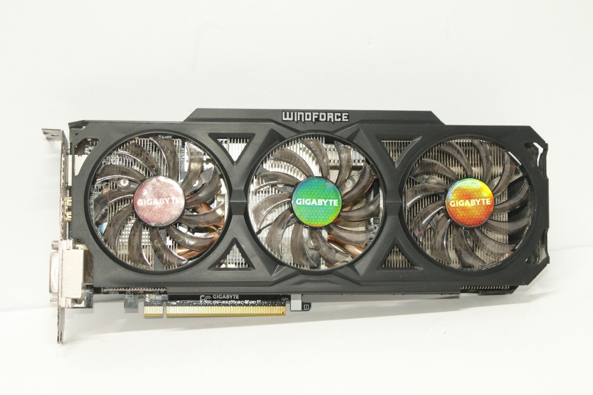 V6archive様2 Gigabyte AMD Radeon R9 270X (GV-R927XOC-2GD) 2GB / 2GB (max) GDDR5