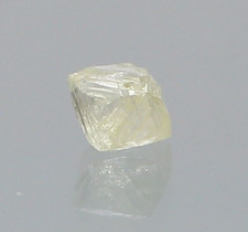 yellow crystal rough diamond natural diamond 0.37TCW 4.5MM yellow uncut diamond