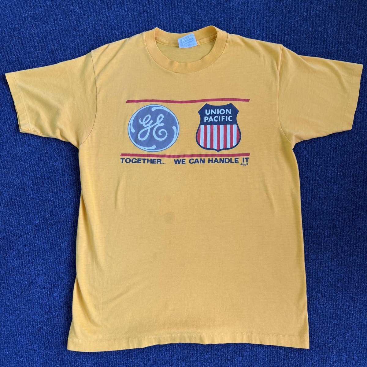 Vintage 80s Hanes Shirt Mens Large Yellow GE Union Pacific Train 