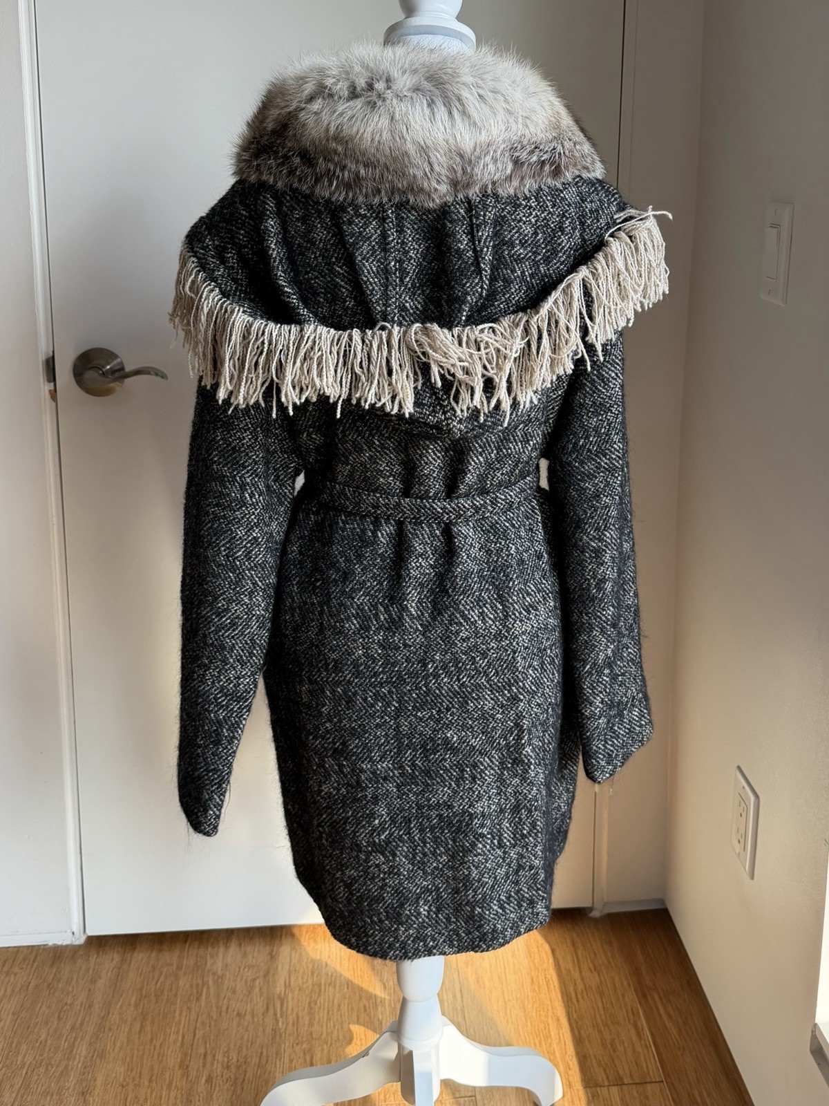 Ermanno Scervino Women's Gray Herringbone Wrap Coat Fur Trim Fringe Belt IT 40 4