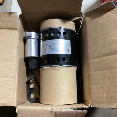 RESCUE MOTOR 9662, 1/20 HP, 1550 RPM, 115V, Model: K33NVWLB-1409 - Picture 2 of 3