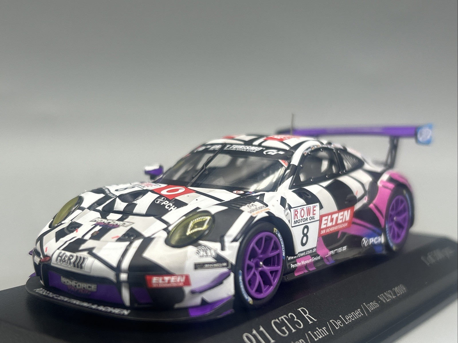 Picture 4 of 13