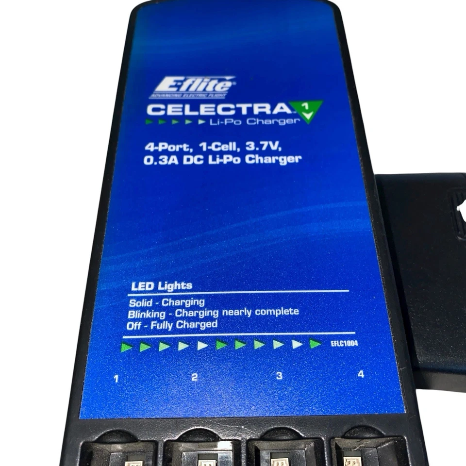 Eflite Celectra 4-Port 1 Cell 3.7V 0.3A DC Li-Po Charger EFLC1004 - Image 2 of 3