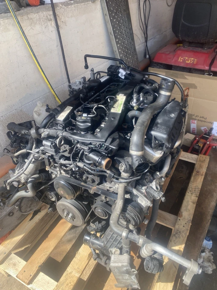 Motore Completo Con Cambio Automatico Mercedes 651921 - Immagine 4 di 4