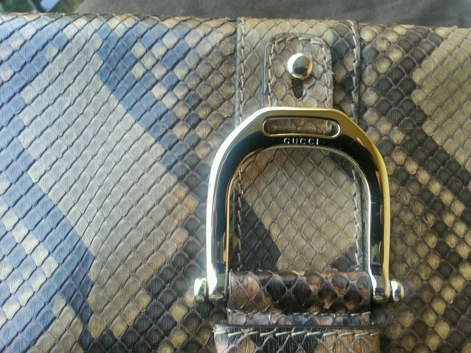 New & Authentic GUCCI "Greenwich" Python Clutch - Image 3 of 4