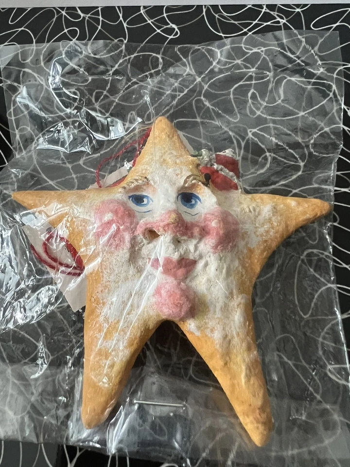 Antropomórfico Papá Noel en Estrella Adorno de Navidad Amarillo Papel Maché Departamento 56 NUEVO Foto 2 de 4