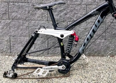 2007-2009 VINTAGE KONA STINKY DELUXE DOWNHILL MOUNTAIN BIKE FRAME