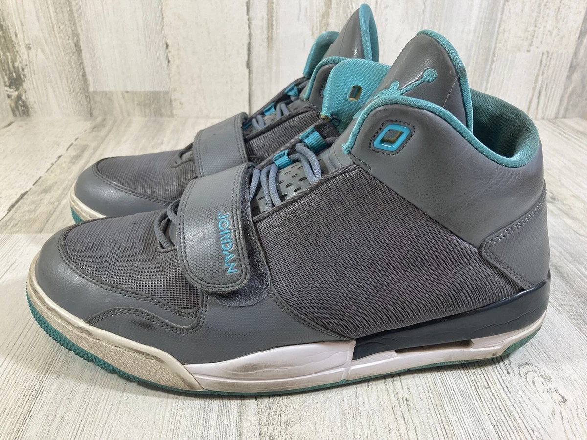 Jordan V IV III, Men's Fashion, Footwear, Sneakers on Carousell