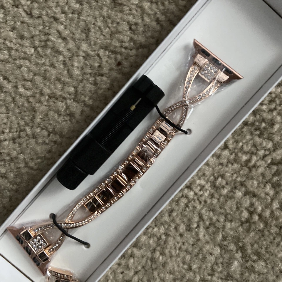 Rose Gold Womens Smartwatch Band With Adjustable Kit NIB - Image 4 of 4