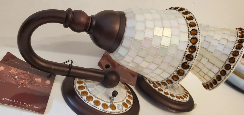 Par de apliques ligeros Minka Lavery - bronce Foto 2 de 4