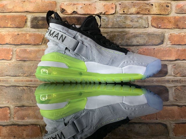 Jordan Aerospace 720 Receives 