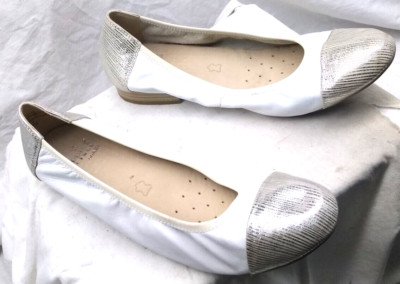 Caprice On Air Women Slip On Shoes Leather Round Toe Silver Accent White Size 7