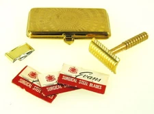 1935 Evans Tiny Men's 2-Inch Safety Razor Set Case Blades Mini Travel 