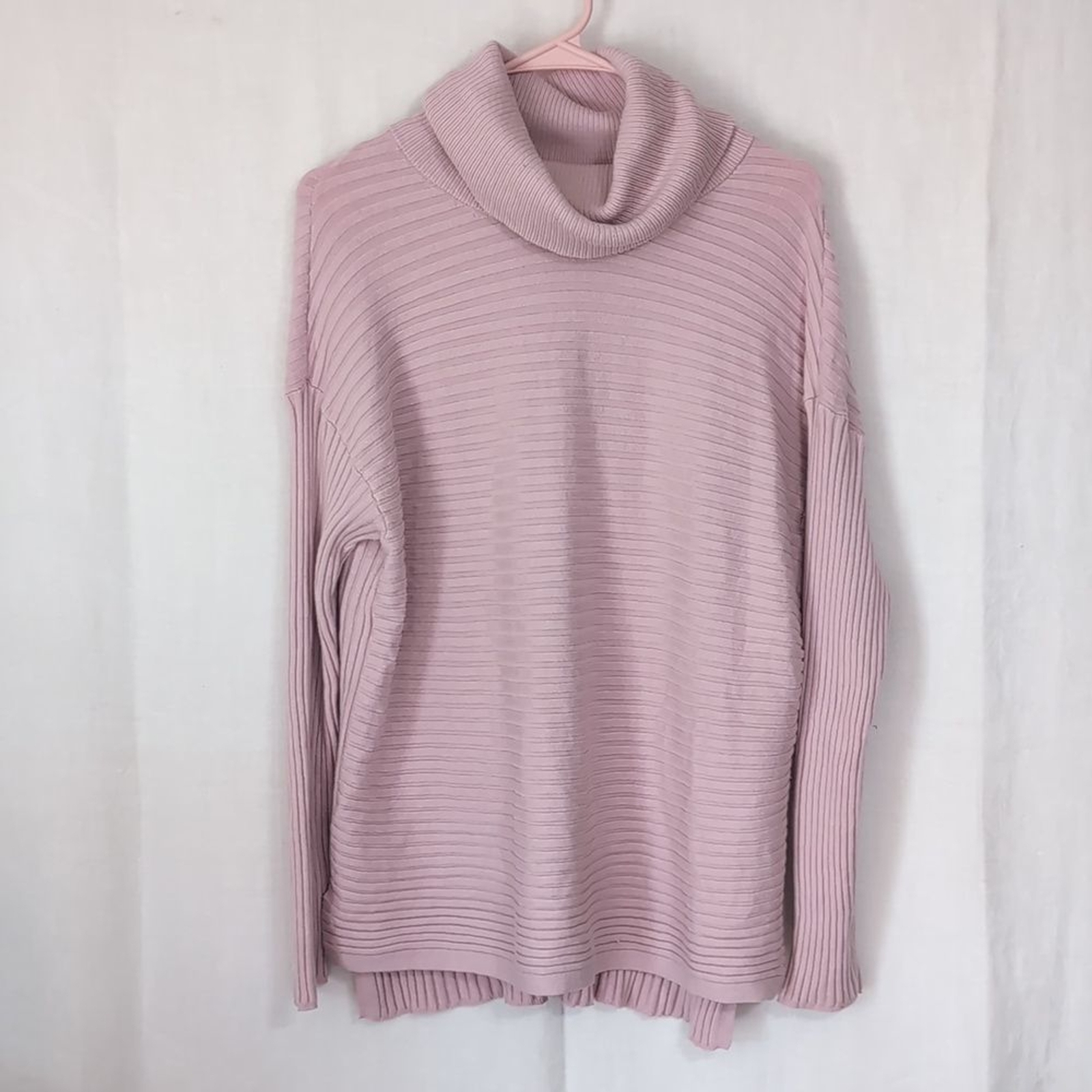Chicos Zenergy Light Pink Cashmere Blend Turtleneck Sweater Size Medium
