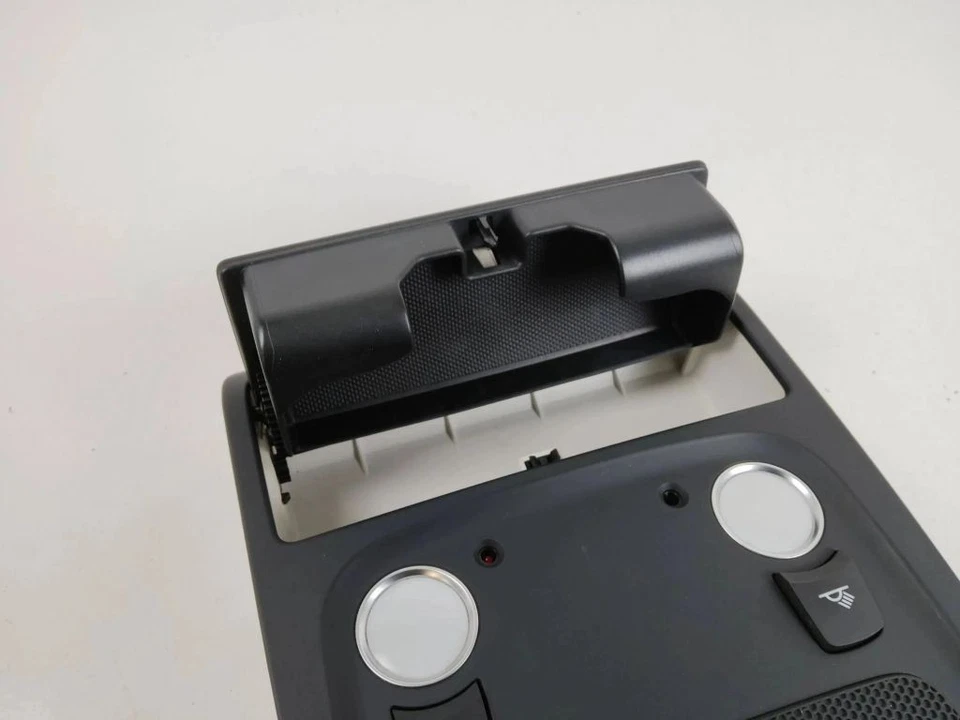 Iluminación interior delantera audi a5 8t 8f 2010 8t0947135b rzv72972 Foto 2 de 4