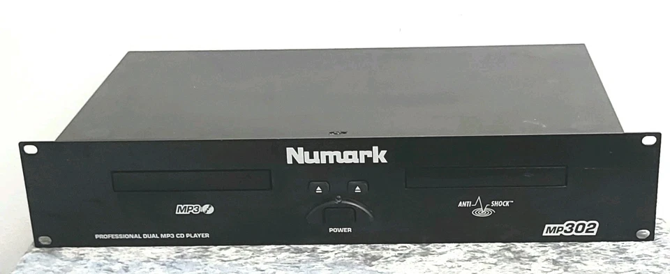 Numark MP302 MP3/Doppel CD Player 