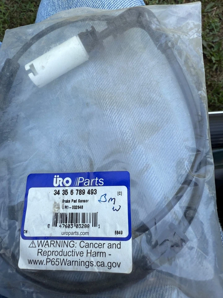 Rr Disc Brake Rotor Bosch 15010123, Bosch Brake Pads and Wheel Sensor - Image 3 of 4