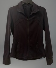 Women s Lululemon Define Jacket Black zip front contoured seams Size 8