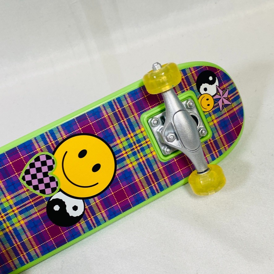 18" American Girl Doll Nicki's Skateboarding Outfit Vest, Shoes, Top, Skateboard