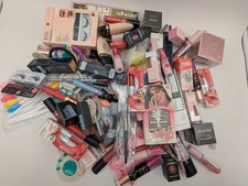 Makeup, Nail And Beauty Set of 75 items. You receive everything in photos 1